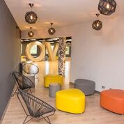 Institution defulat img