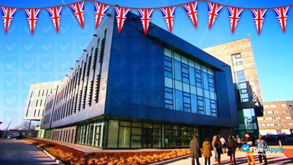 Institution defulat img