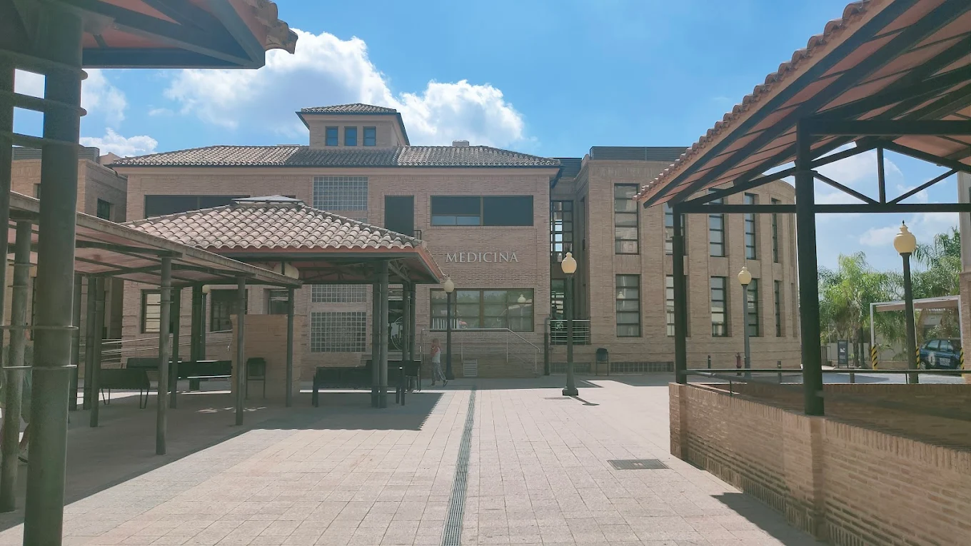 Institution defulat img