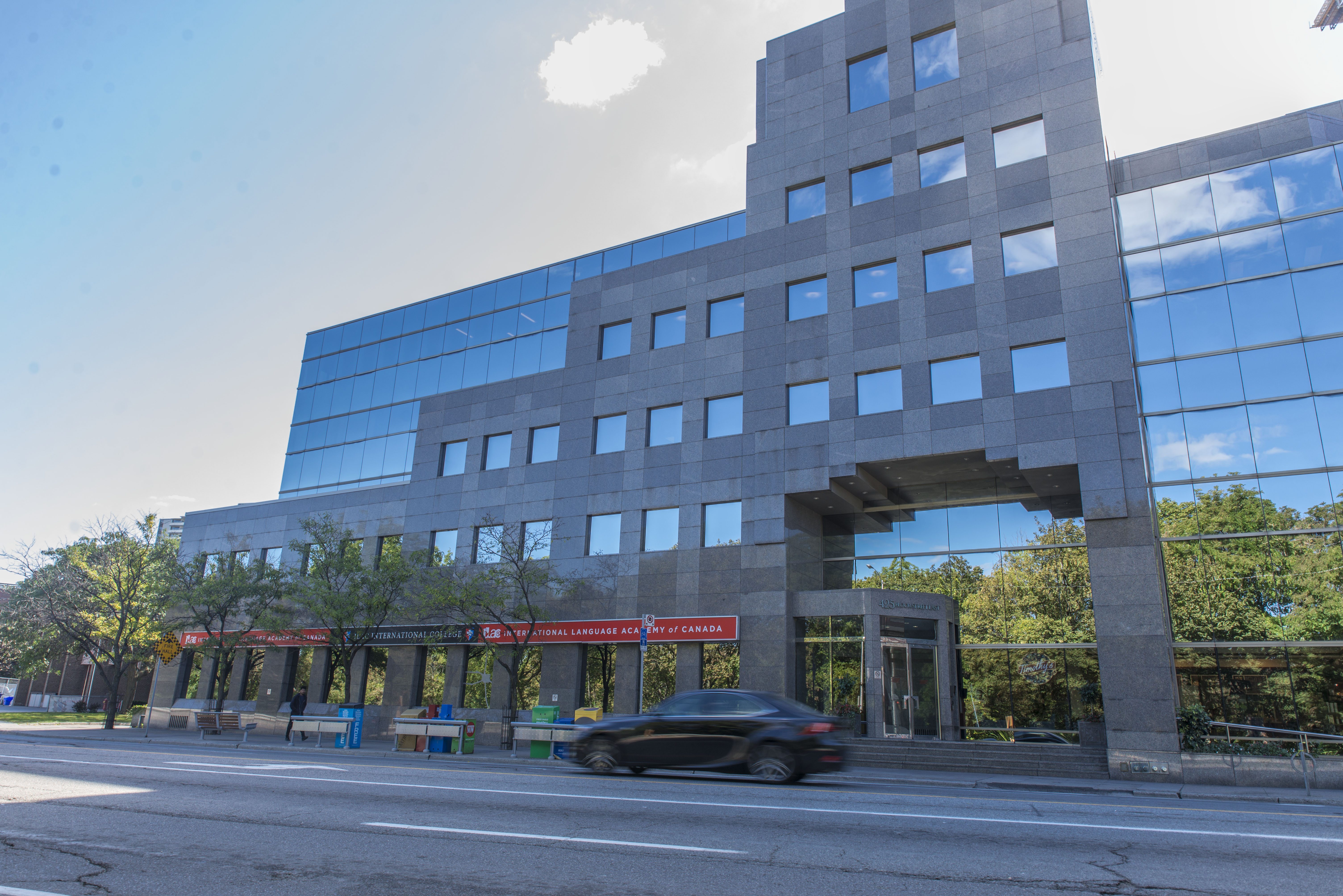 Institution defulat img