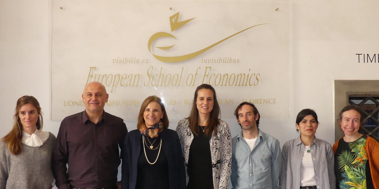 Institution defulat img