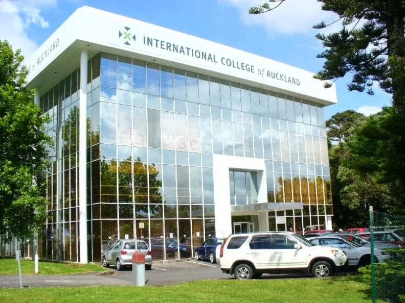 Institution defulat img