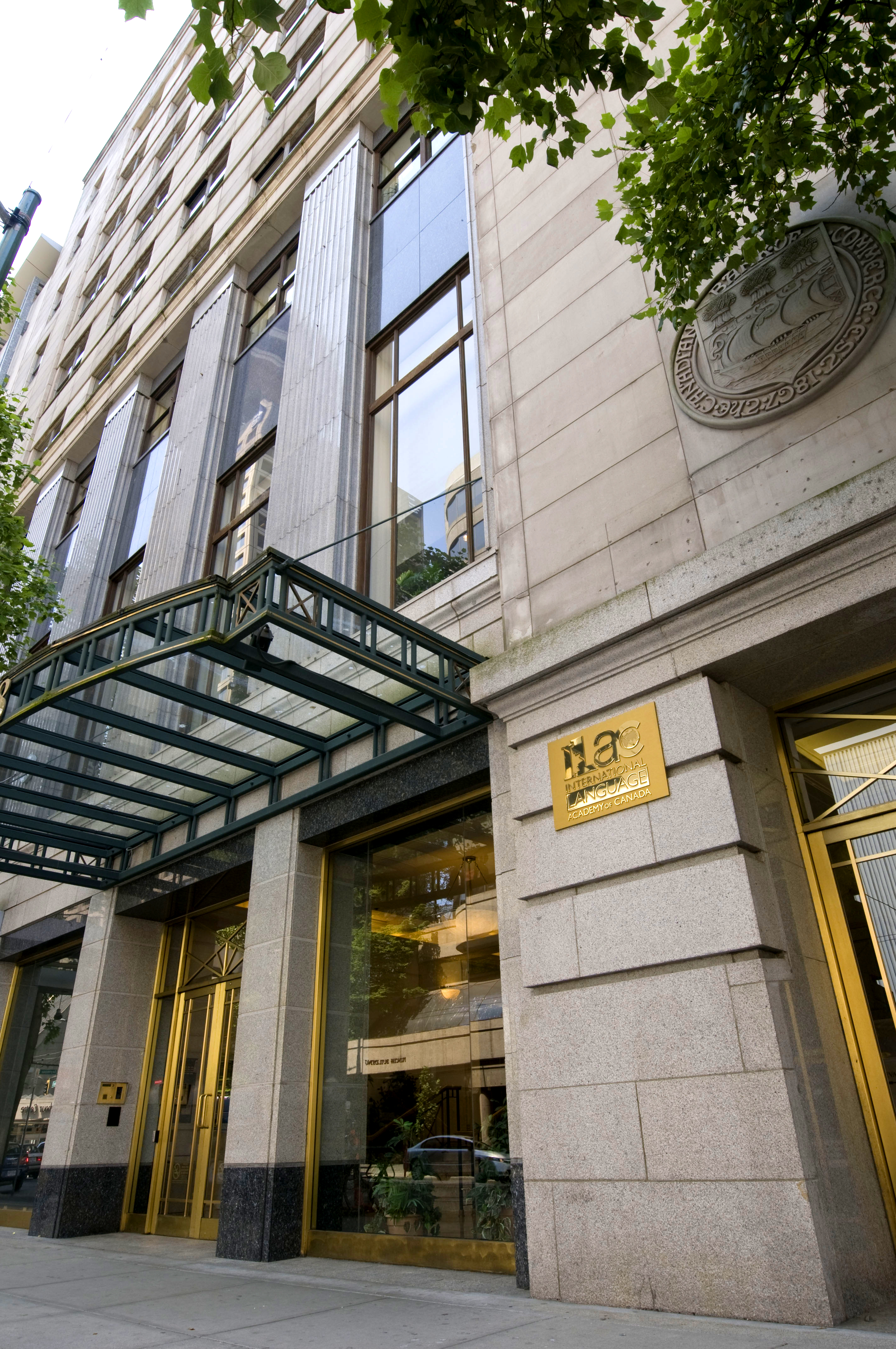 Institution defulat img