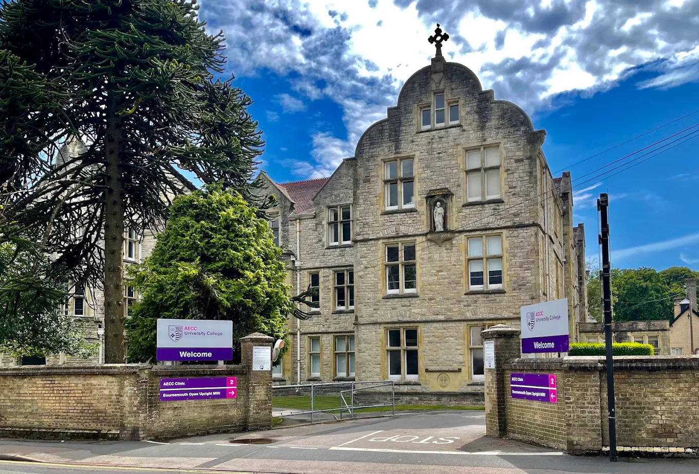 Institution defulat img