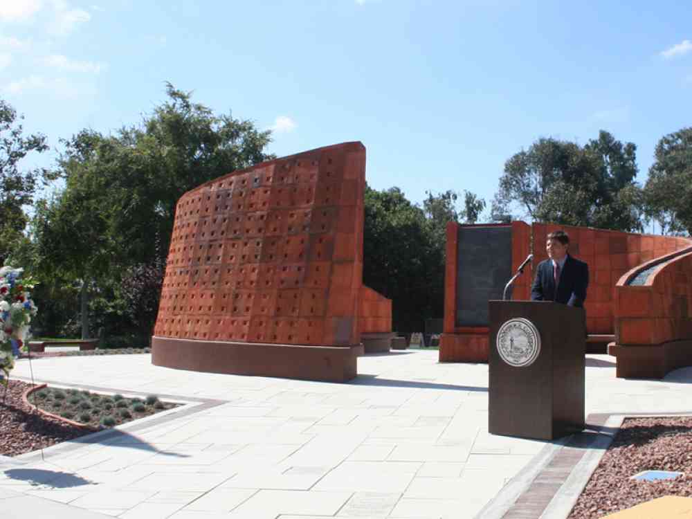 FLS International Saddleback College USA