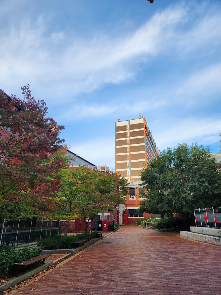 Institution defulat img