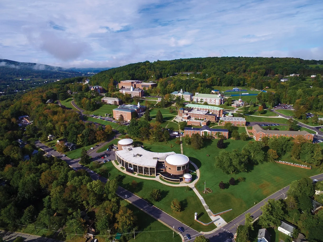 Institution defulat img