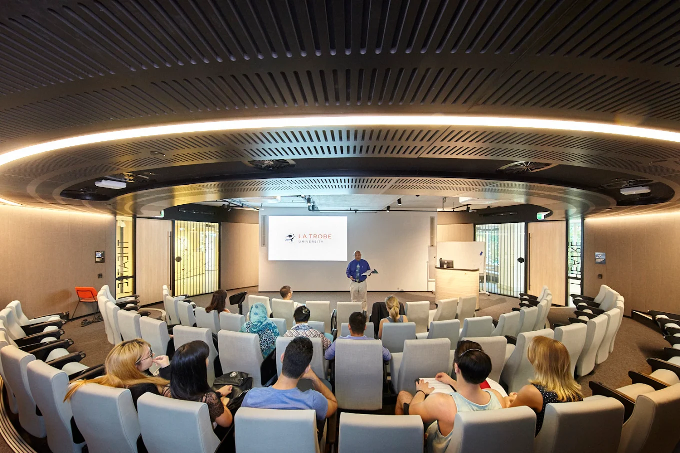 Institution defulat img