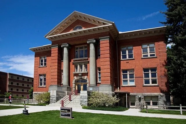 Institution defulat img